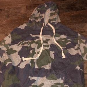 Camo sweatshirt